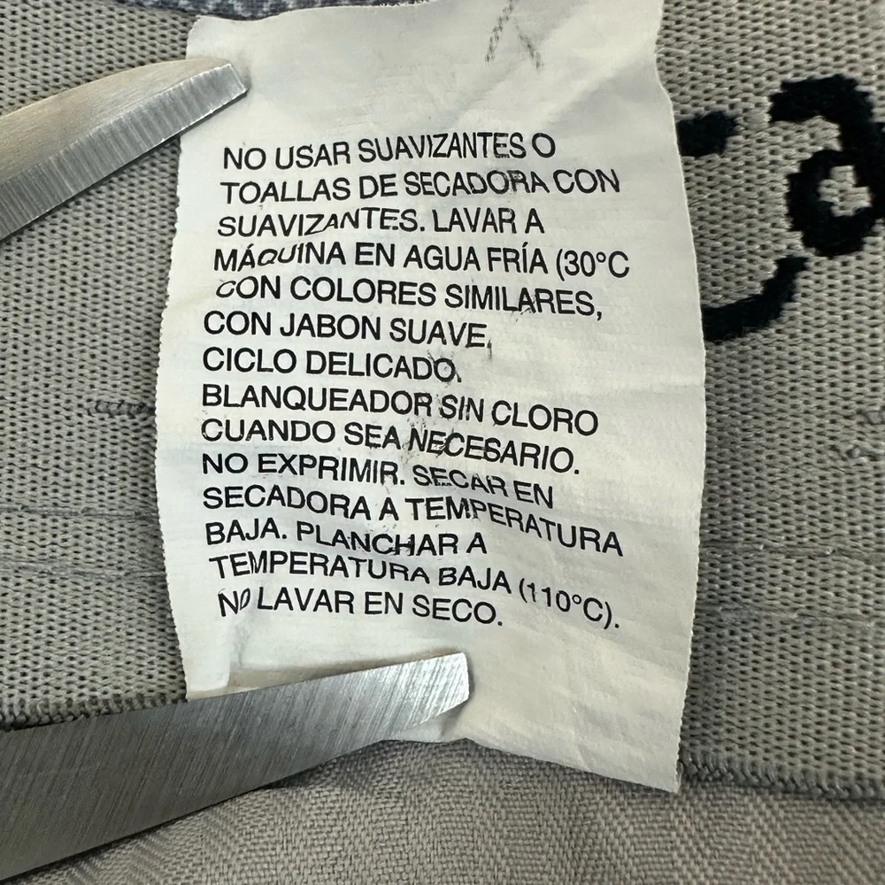 Callaway men’s golf shorts size 40 light blue color - Picture 10 of 10